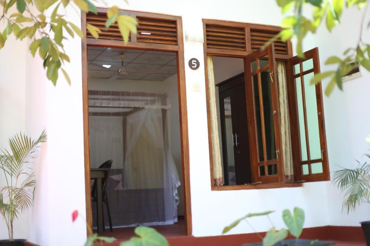 Bakery Family Guest House Mirissa Dış mekan fotoğraf