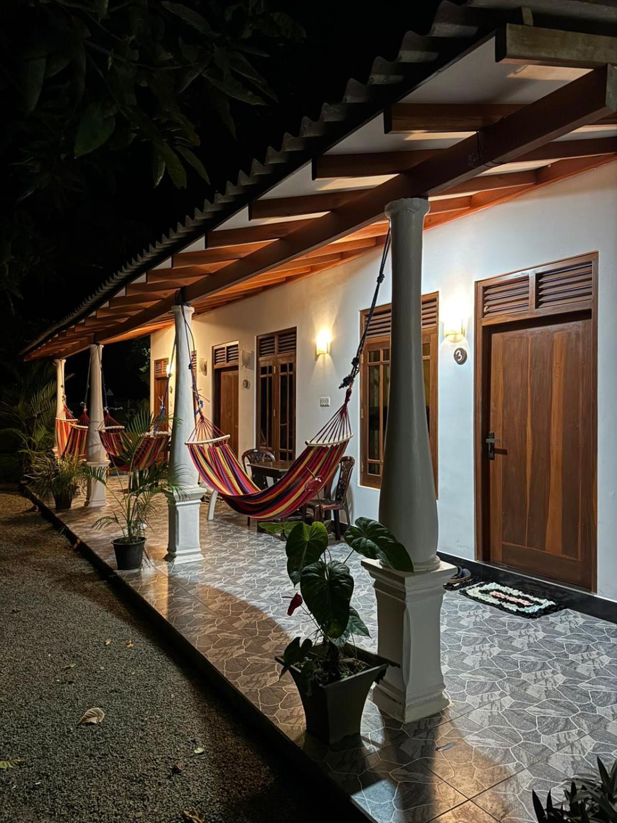 Bakery Family Guest House Mirissa Dış mekan fotoğraf